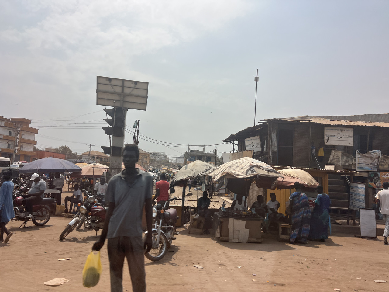 SÜDSUDAN, EINES VON ÜBER 150 LÄNDERN OHNE ZUGANG